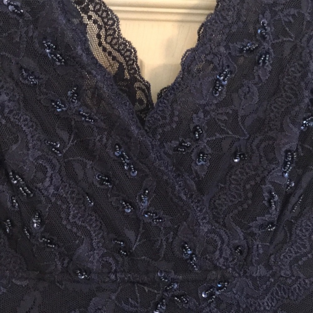 Cachè navy blue v neck beaded lace dress - Picture 3 of 6